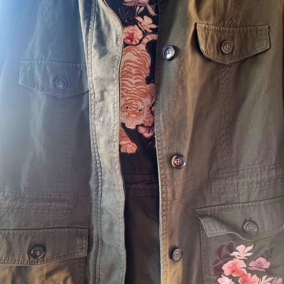 Liquid X Embroidered Floral & Tiger Khaki Green Utility Jacket - Picture 11 of 11